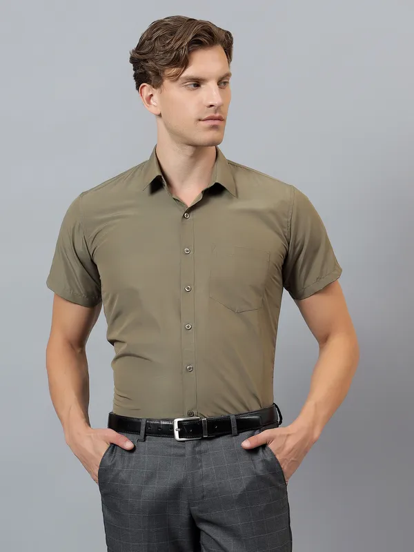 Olive_Slim_Fit_Solid_Spread_Collar_Half_Sleeve_Formal_Shirt_For_Men