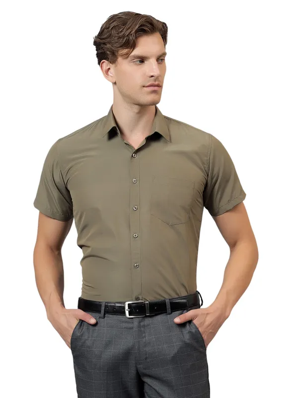 Olive_Slim_Fit_Solid_Spread_Collar_Half_Sleeve_Formal_Shirt_For_Men