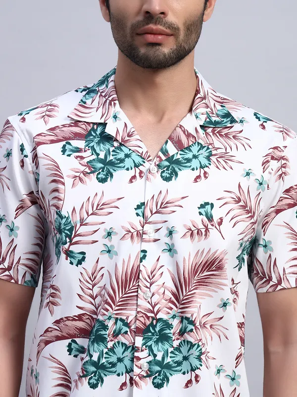 Rust_And_White_Floral_Printed_Casual_Shirt_For_Men