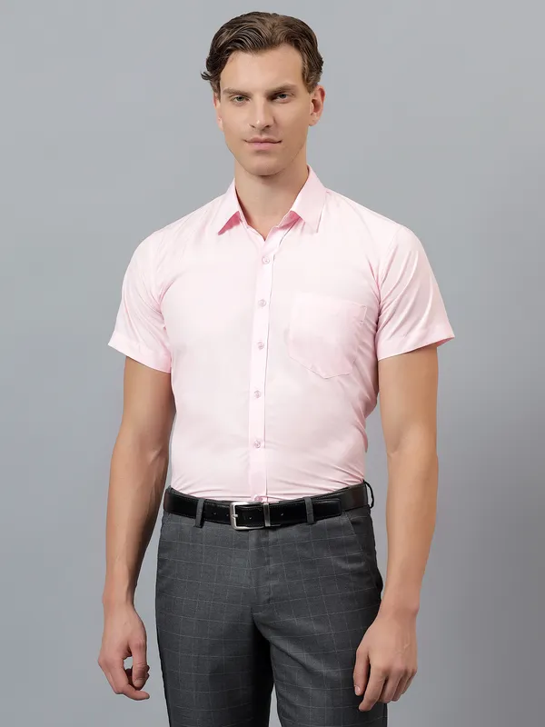 Pink_Slim_Fit_Solid_Spread_Collar_Half_Sleeve_Formal_Shirt_For_Men