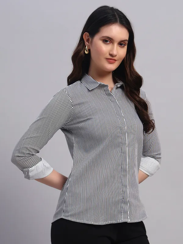 Black_And_White_Relaxed_Slim_Fit_Vertical_Striped_Spread_Collar_Cotton_Casual_Shirt_For_Women