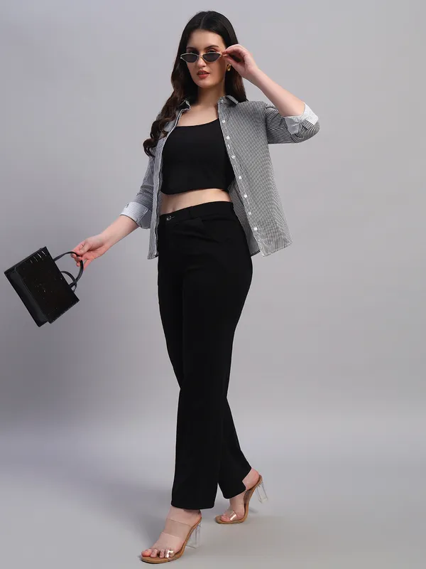 Black_And_White_Relaxed_Slim_Fit_Vertical_Striped_Spread_Collar_Cotton_Casual_Shirt_For_Women