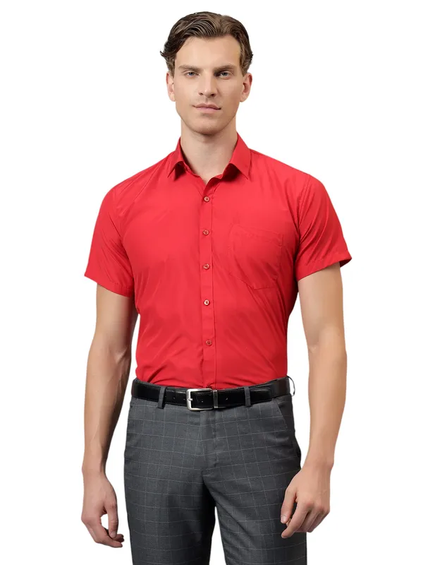 Red_Slim_Fit_Solid_Spread_Collar_Half_Sleeve_Formal_Shirt_For_Men