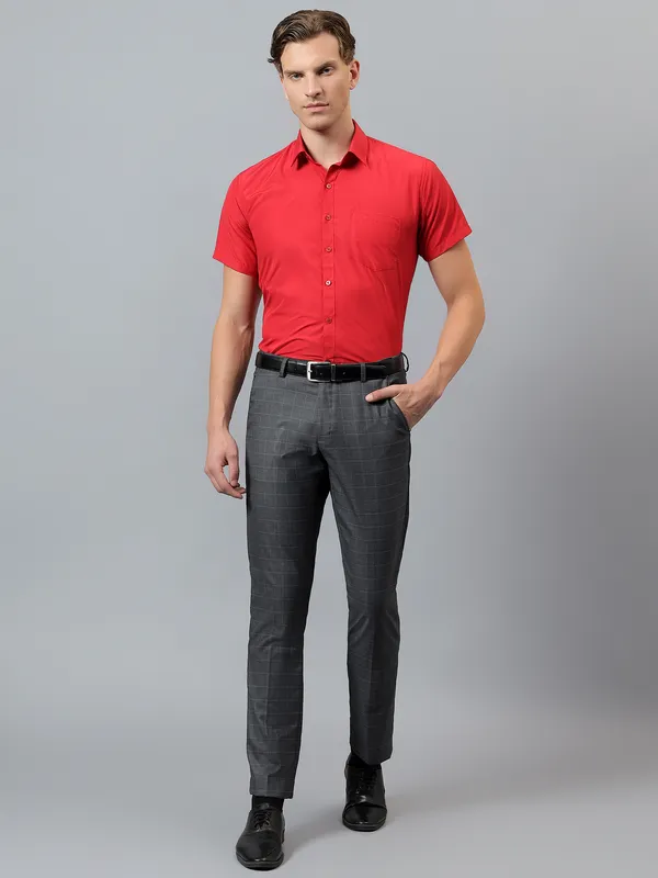 Red_Slim_Fit_Solid_Spread_Collar_Half_Sleeve_Formal_Shirt_For_Men