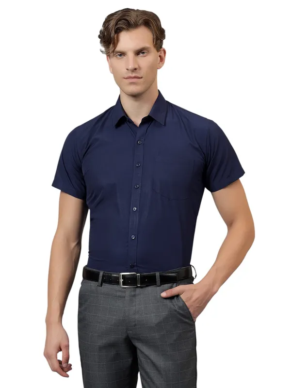 Navy_Blue_Slim_Fit_Solid_Spread_Collar_Half_Sleeve_Formal_Shirt_For_Men