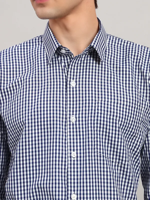 Blue_And_White_Slim_Fit_Checked_Spread_Collar_Full_Sleeve_Cotton_Formal_Shirt_For_Men