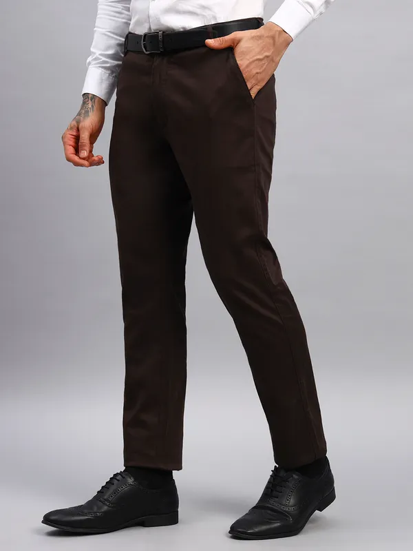 Coffee_And_Brown_Cotton_Mid_Rise_Flat_Front_Slim_Fit_Formal_Trousers_For_Men