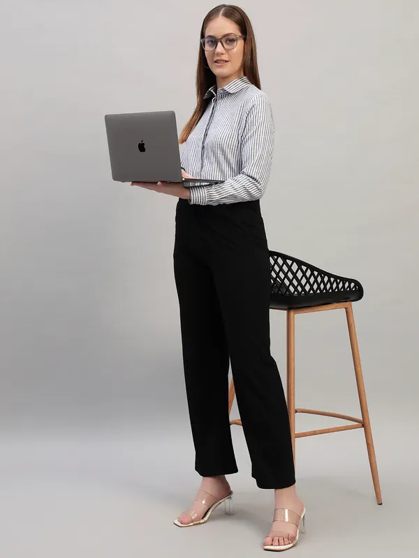 Blue_And_White_Regular_Fit_Solid_Spread_Collar_Full_Sleeve_Stripe_Cotton_Formal_Shirt_For_Women