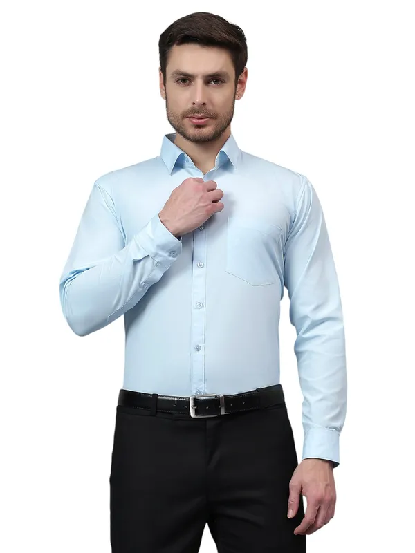 Sky_Blue_Slim_Fit_Solid_Spread_Collar_Full_Sleeve_Rich_Cotton_Formal_Shirt_For_Men