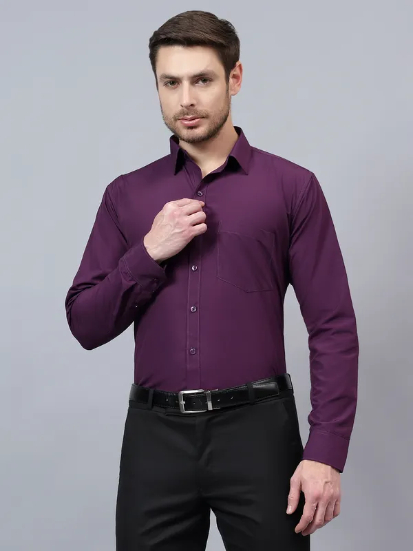 Purple_Slim_Fit_Solid_Spread_Collar_Full_Sleeve_Rich_Cotton_Formal_Shirt_For_Men