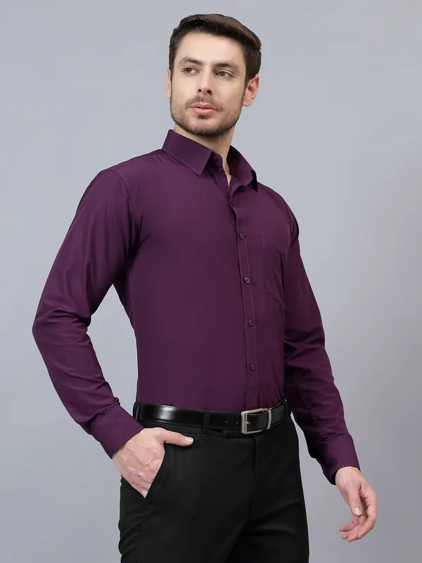 Purple_Slim_Fit_Solid_Spread_Collar_Full_Sleeve_Rich_Cotton_Formal_Shirt_For_Men