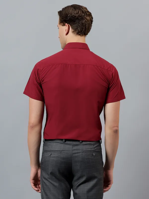 Maroon_Slim_Fit_Solid_Spread_Collar_Half_Sleeve_Formal_Shirt_For_Men
