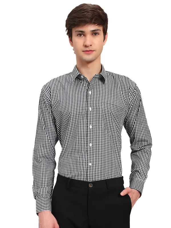 Black_And_White_Slim_Fit_Checked_Spread_Collar_Full_Sleeve_Cotton_Formal_Shirt_For_Men