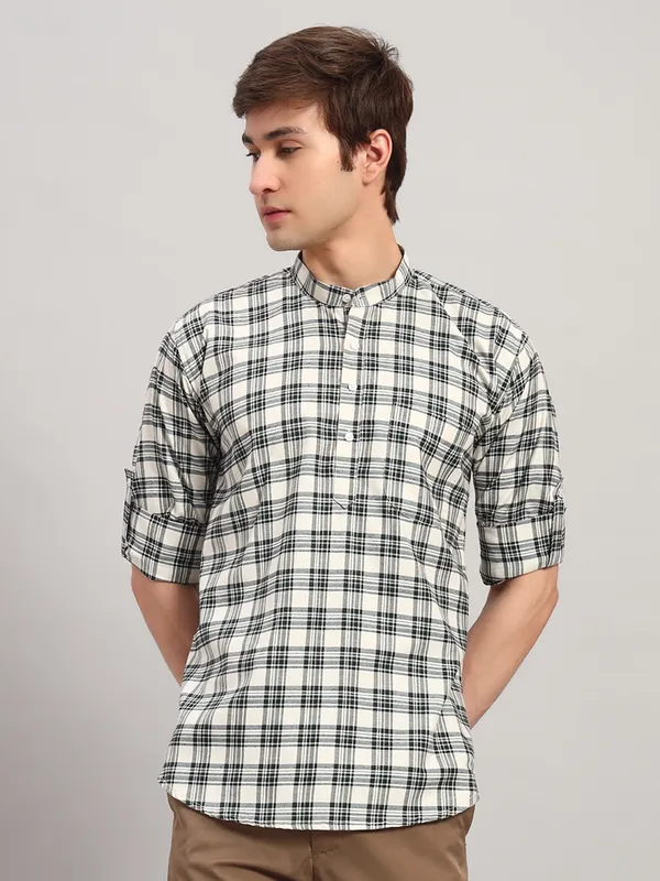 Cream_And_Green_Regular_Fit_Check_Ben_Collar_Full_Sleeve_Casual_Cotton_Short_Kurta_For_Men