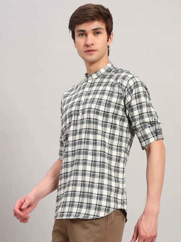 Cream_And_Green_Regular_Fit_Check_Ben_Collar_Full_Sleeve_Casual_Cotton_Short_Kurta_For_Men