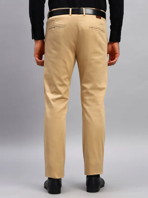 Gold_Cotton_Mid_Rise_Flat_Front_Slim_Fit_Formal_Trousers_For_Men