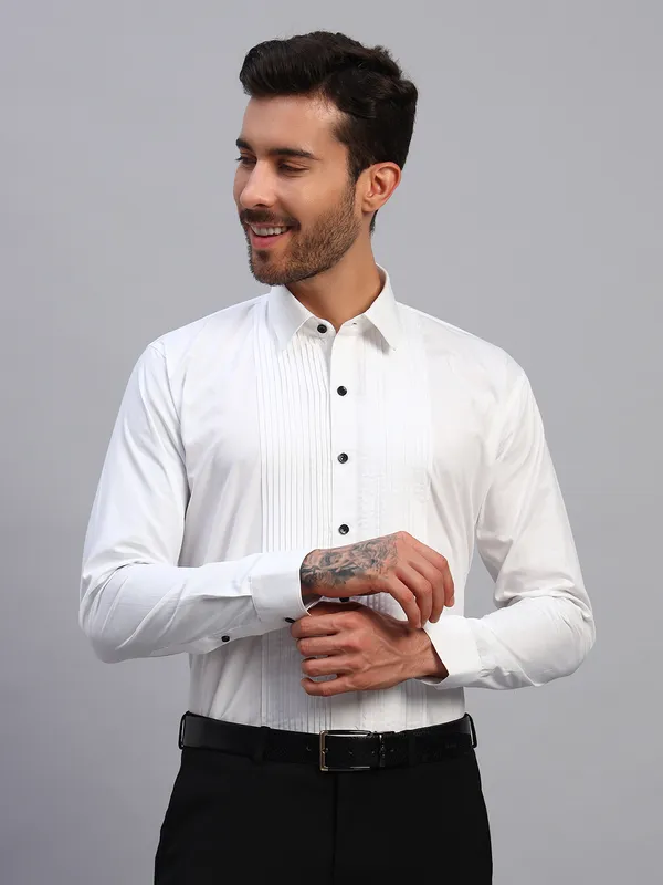 White_Slim_Fit_Pintucked_Spread_Collar_Long_Sleeves_Party_Tuxedo_Shirt_For_Men
