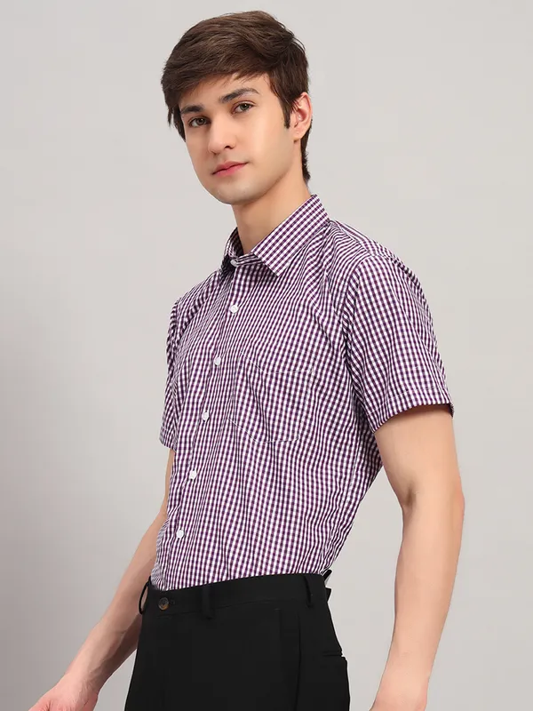 White_And_Purple_Slim_Fit_Checked_Spread_Collar_Half_Sleeve_Cotton_Formal_Shirt_For_Men