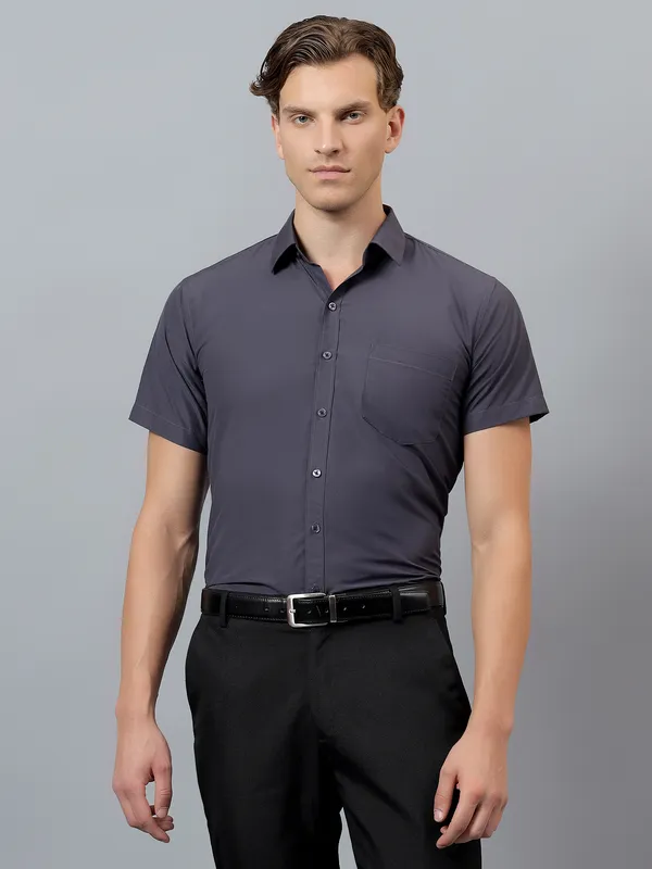Charcoal_Slim_Fit_Solid_Spread_Collar_Half_Sleeve_Formal_Shirt_For_Men