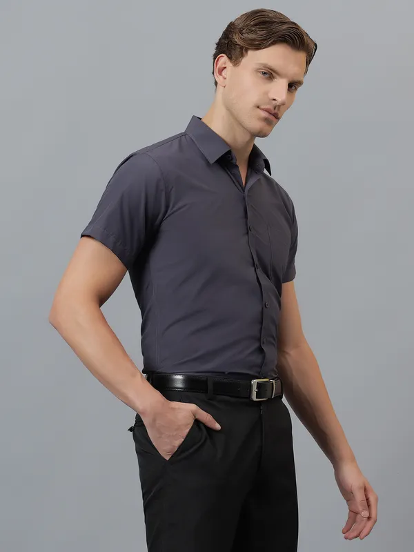 Charcoal_Slim_Fit_Solid_Spread_Collar_Half_Sleeve_Formal_Shirt_For_Men