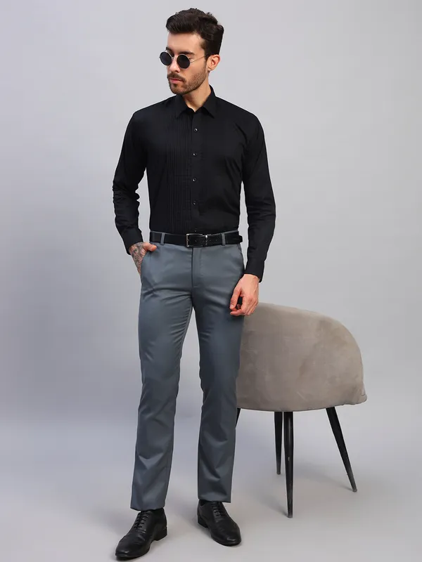 Black_Slim_Fit_Pintucked_Spread_Collar_Long_Sleeves_Party_Tuxedo_Shirt_For_Men