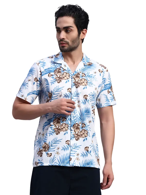 Blue_And_White_Floral_Printed_Casual_Shirt_For_Men