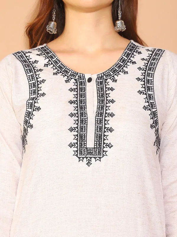 Off_White_Khadi_Cotton_Off_Ethnic_Kurta_Suit_With_Dupatta_Set_For_Women