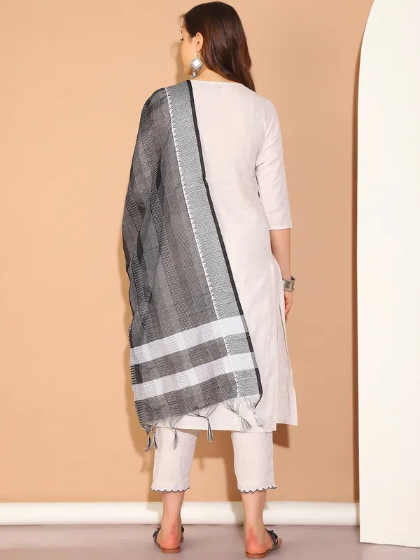 Off_White_Khadi_Cotton_Off_Ethnic_Kurta_Suit_With_Dupatta_Set_For_Women
