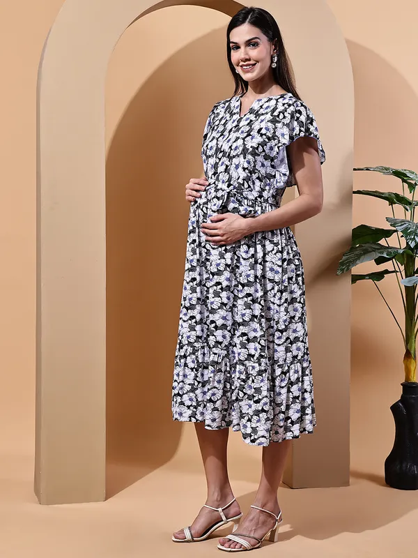 Black_Premium_Rayon_Maternity_Dress_For_Women