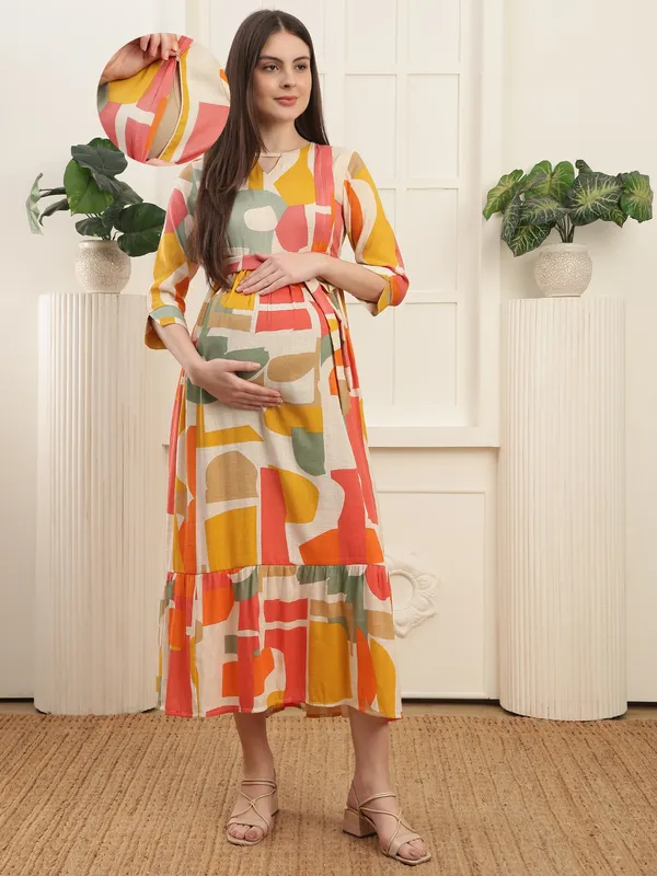 Moms_Maternity_Cotton_Graphic_Printed_Maternity_Maxi_Dress_|_Round_Neck_with_3/4_Sleeves_with_Feeding-Friendly_Design|_Everyday_Pregnancy_Wear