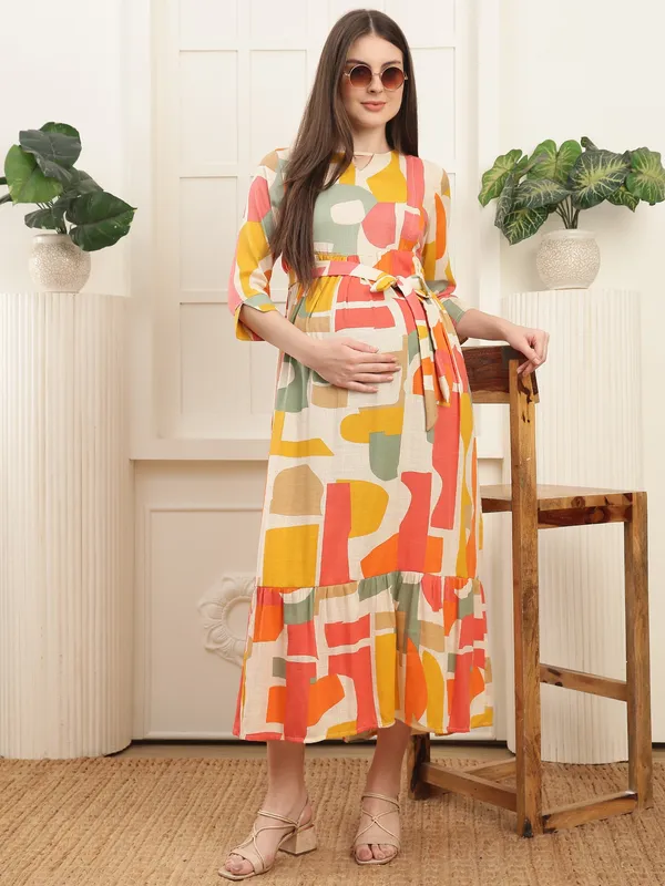 Moms_Maternity_Cotton_Graphic_Printed_Maternity_Maxi_Dress_|_Round_Neck_with_3/4_Sleeves_with_Feeding-Friendly_Design|_Everyday_Pregnancy_Wear