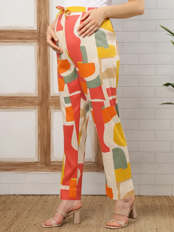 Moms_Maternity_Women's_Graphic_Print_Cotton_Musturd_Maternity_Trouser