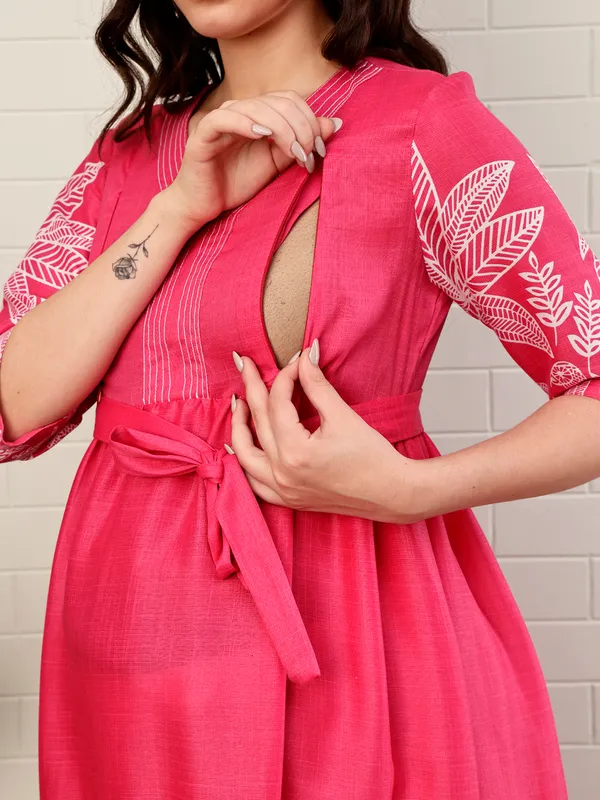 Moms_Maternity_Women's_Boarder_Print_Cotton_Pink_Maxi_Dress