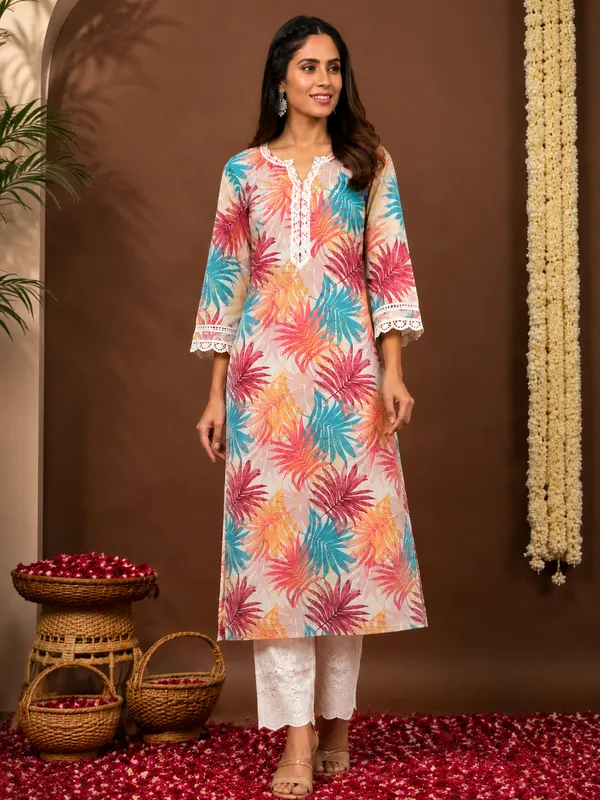 Moms_Maternity_Women's_Pure_Cotton_Floral_Printed_Lace_V_Neck_Kurti