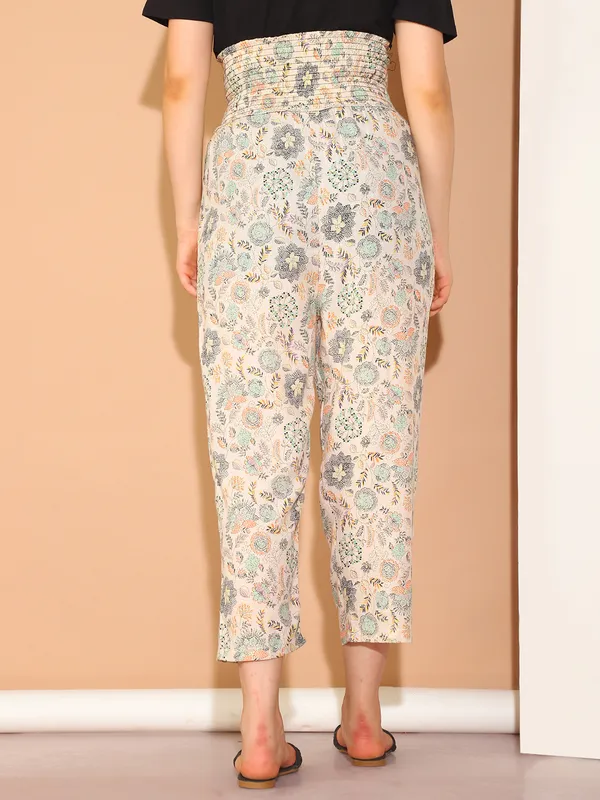 Beige_Cotton_Slub_High_Rise_Smoking_Maternity_Trousers_For_Women