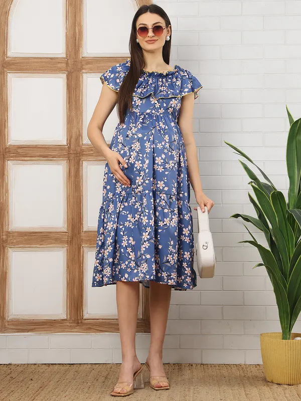 Moms_Maternity_Women's_Floral_Print_Crepe_Blue_Color_Ruffled_Round_Neck_Midi_Dress