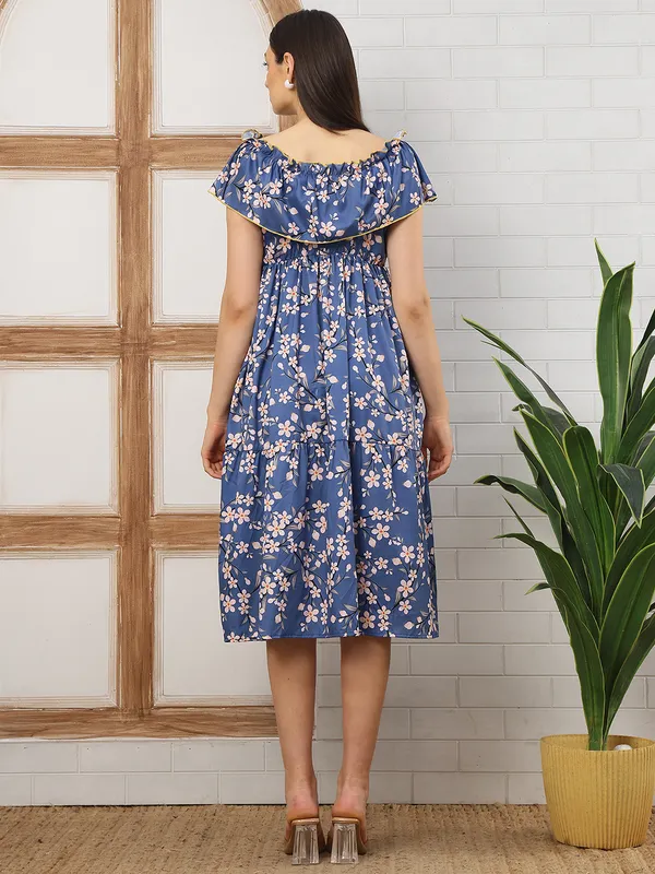 Moms_Maternity_Women's_Floral_Print_Crepe_Blue_Color_Ruffled_Round_Neck_Midi_Dress