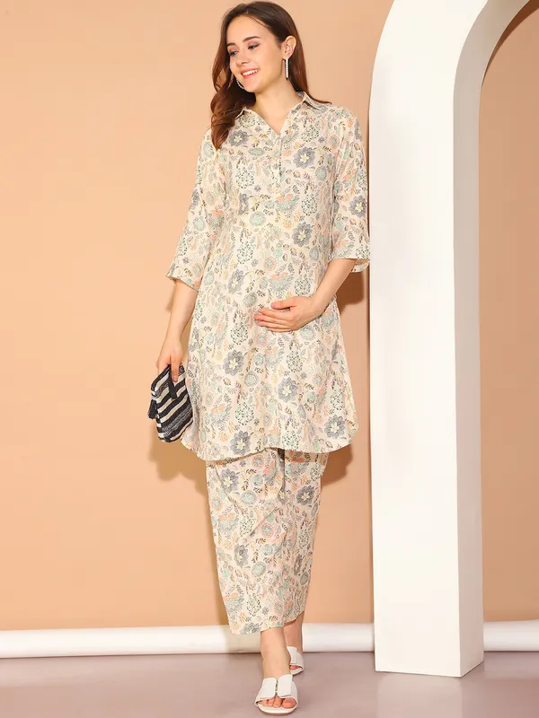 Beige_Cotton_Slub_Shirt_Collar_Maternity_A-Line_Kurta_With_Trousers_For_Women