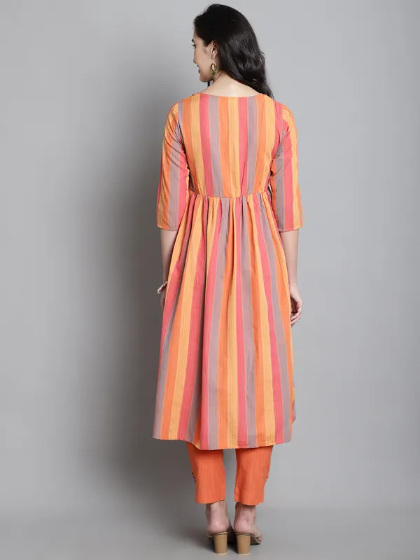Sustainable_Cotton_Orange_Maternity_Striped_Kurta_For_Women