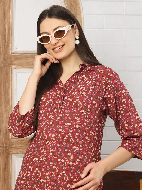 Moms_Maternity_Women's_Floral_Print_Rayon_Shirt_Collar_Maroon_Color_Pathani_Kurta_With_Trouser_Maternity_Sets_Dress