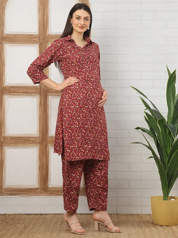 Moms_Maternity_Women's_Floral_Print_Rayon_Shirt_Collar_Maroon_Color_Pathani_Kurta_With_Trouser_Maternity_Sets_Dress