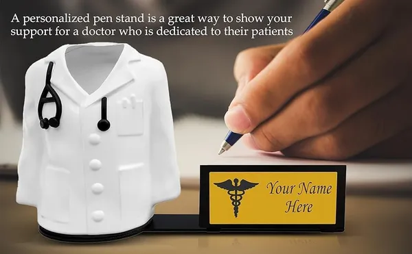 White_WoodenAcrylic_Varnished_Pen_Holder_For_GiftTable_Stand