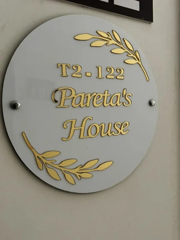 White_Acrylic_Laser_Cut_For_Wall_Pasted
