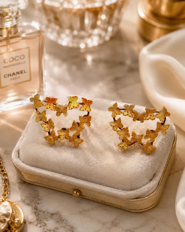 Delicate_Gold_Butterfly_Earrings_Brass__Alloy_Stud_Earring