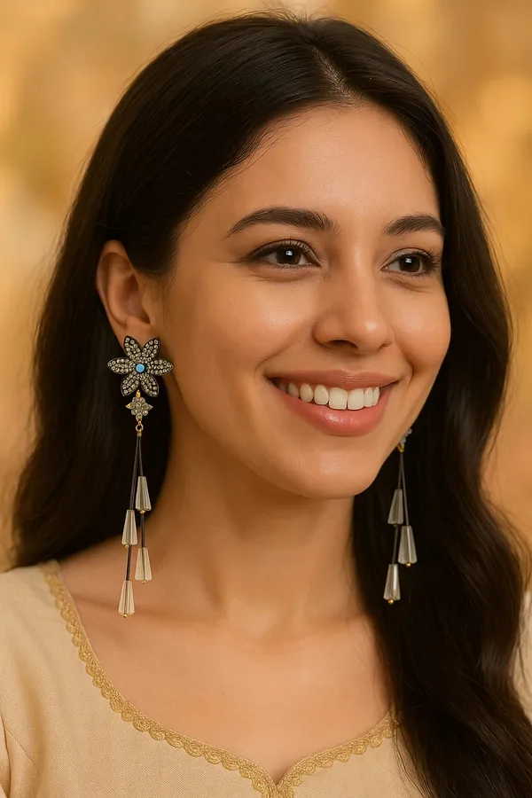 ATRACTIVE_SISTER_our_radiant_star_earrings_Crystal_Crystal_Alloy_Tassel_Earring_Earring_Set_Drops_&_Danglers
