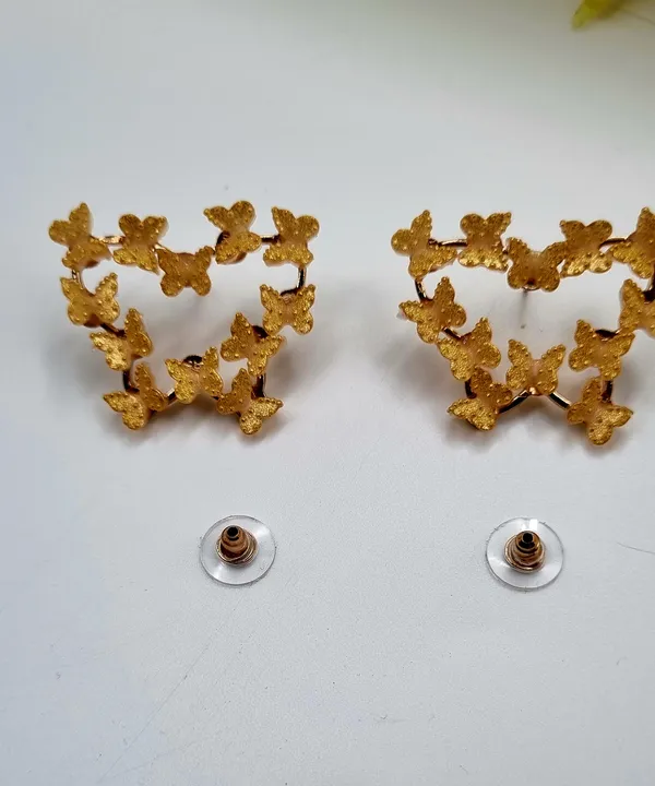 Delicate_Gold_Butterfly_Earrings_Crystal_Alloy,_Brass_Stud_Earring,_Drops_&_Danglers,_Hoop_Earring