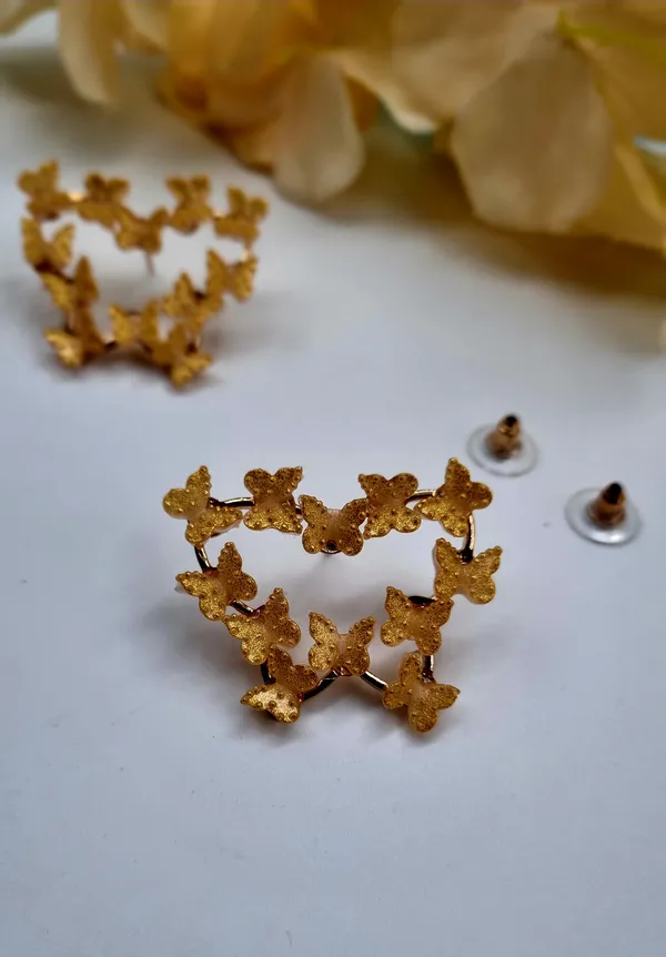 Delicate_Gold_Butterfly_Earrings_Crystal_Alloy,_Brass_Stud_Earring,_Drops_&_Danglers,_Hoop_Earring