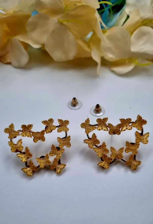 Delicate_Gold_Butterfly_Earrings_Crystal_Alloy,_Brass_Stud_Earring,_Drops_&_Danglers,_Hoop_Earring