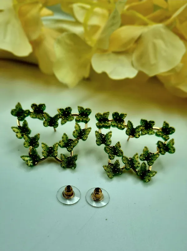 Delicate_Gold_Butterfly_Earrings_Crystal_Alloy,_Brass_Stud_Earring,_Drops_&_Danglers,_Hoop_Earring
