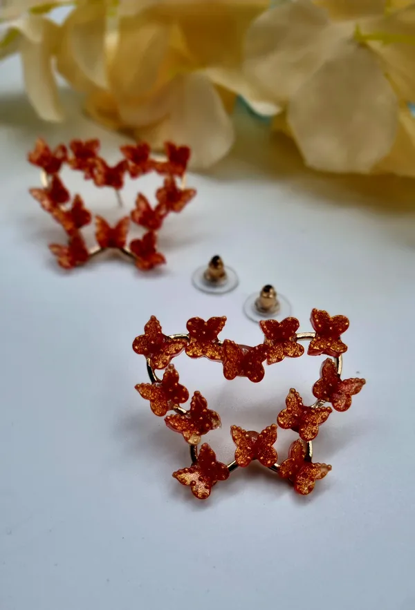 Delicate_Gold_Butterfly_Earrings_Crystal_Alloy,_Brass_Stud_Earring,_Drops_&_Danglers,_Hoop_Earring
